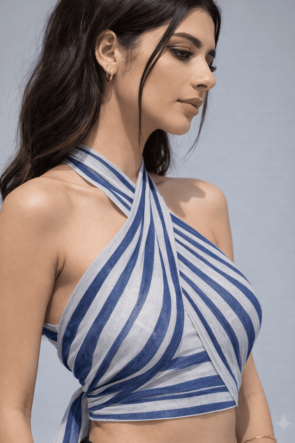 Noeiko Criss-Cross Halter Neck Crop Top