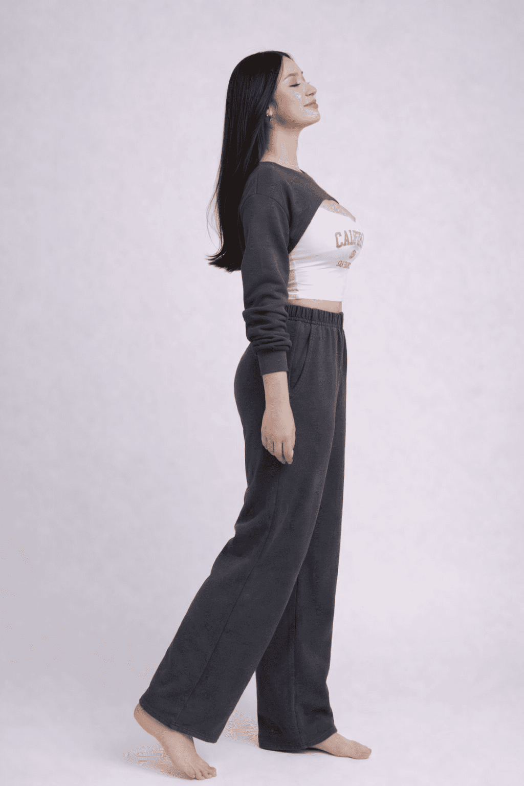 Noeiko Chill Mode Crop Top