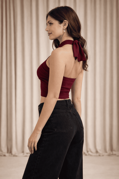 Noeiko Halter Neck Stretch Crop Top