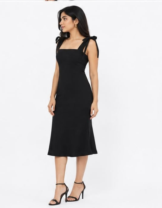 Noeiko Dark Romance Midi Dress for Women