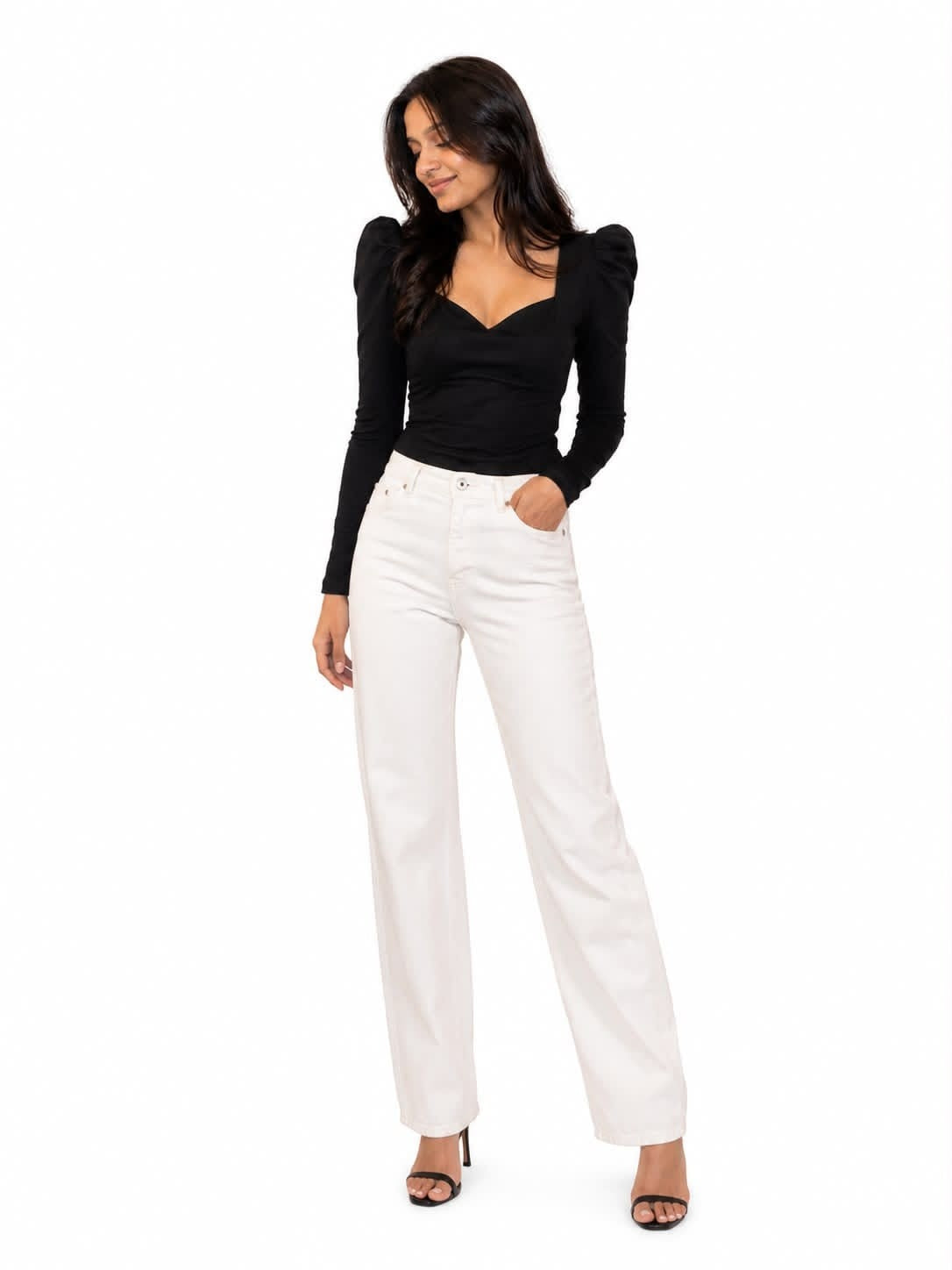 Noeiko Sugar Crush Black Sweetheart Neck Cotton Top for Women