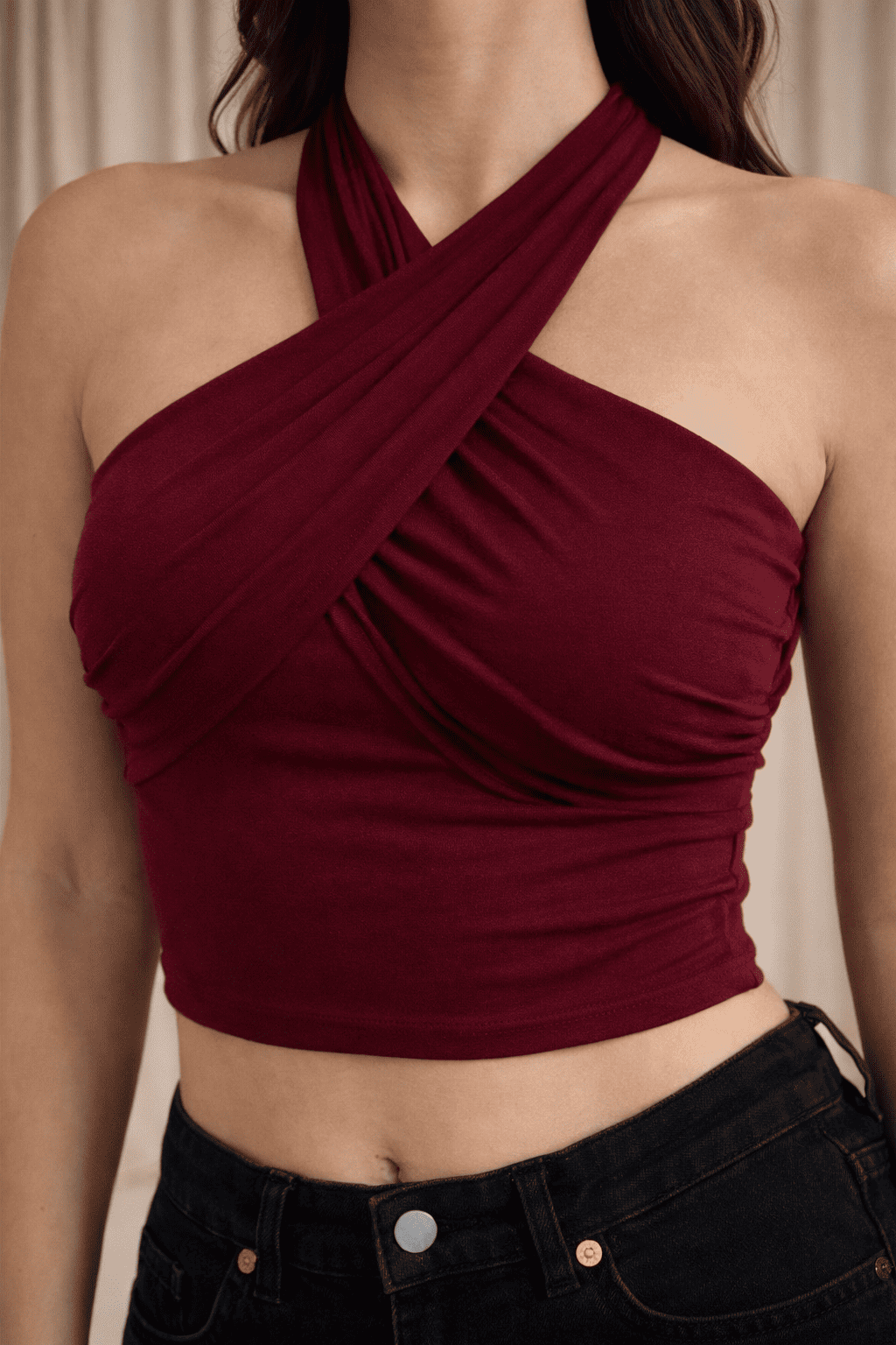Noeiko Halter Neck Stretch Crop Top