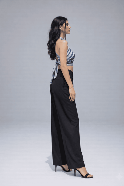 Noeiko Criss-Cross Halter Neck Crop Top
